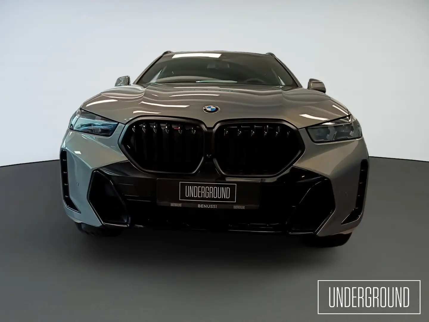 BMW X6 xDrive30d 48V Aut. Grau - 2