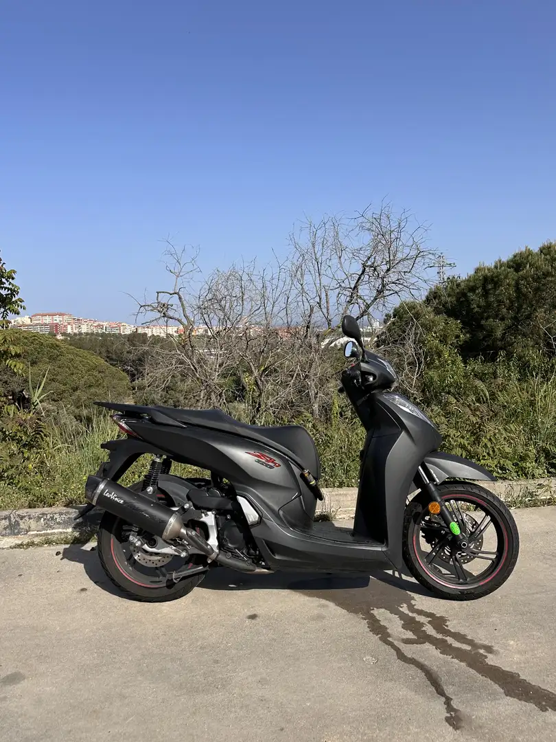 Honda SH 300 Sport - 2