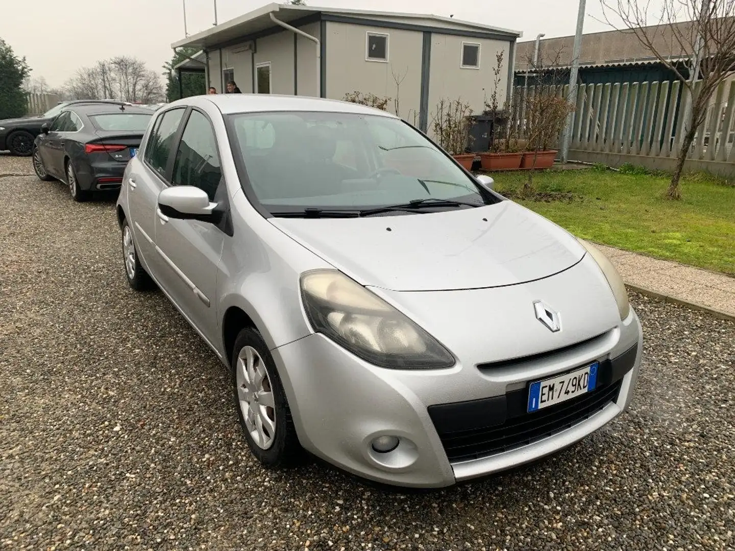 Renault Clio 1.5 dCi 90CV 5 porte Live! Silber - 2