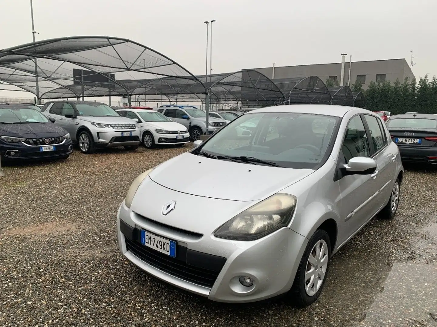Renault Clio 1.5 dCi 90CV 5 porte Live! Silber - 1