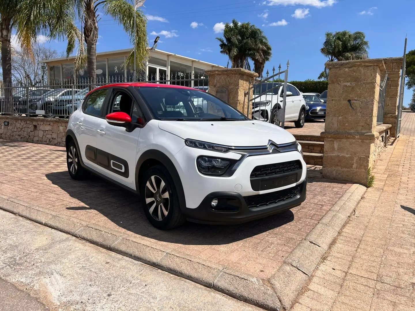 Citroen C3 C3 Aircross 1.2 puretech Shine Pack s Bianco - 1