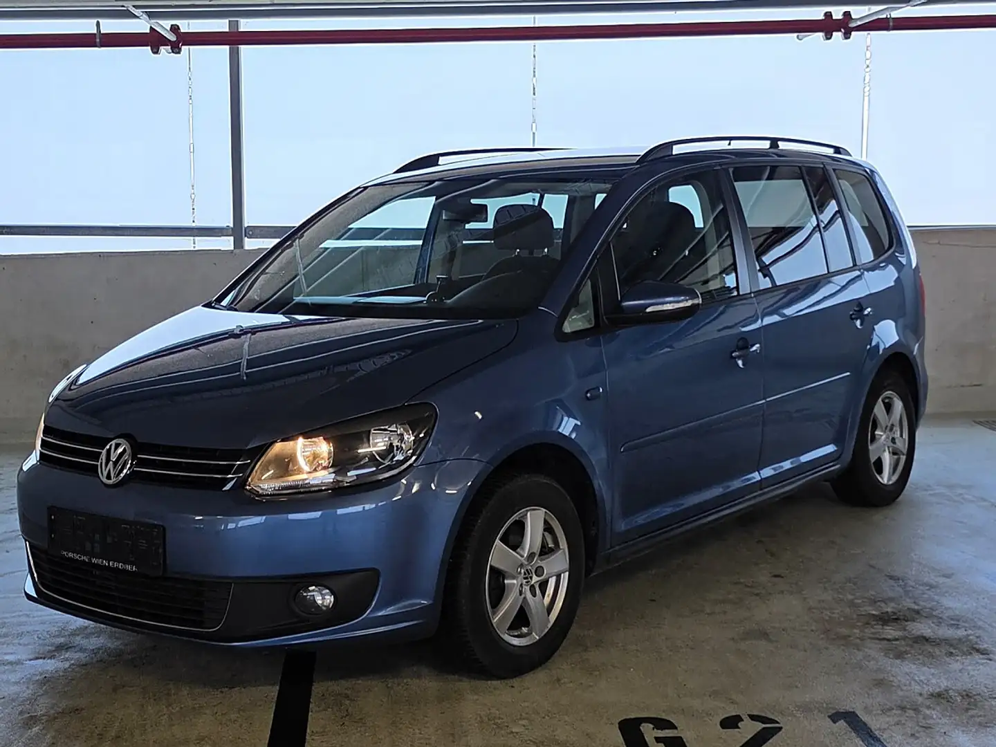 Volkswagen Touran 4Friends 1,6 BMT TDI DPF Blau - 1