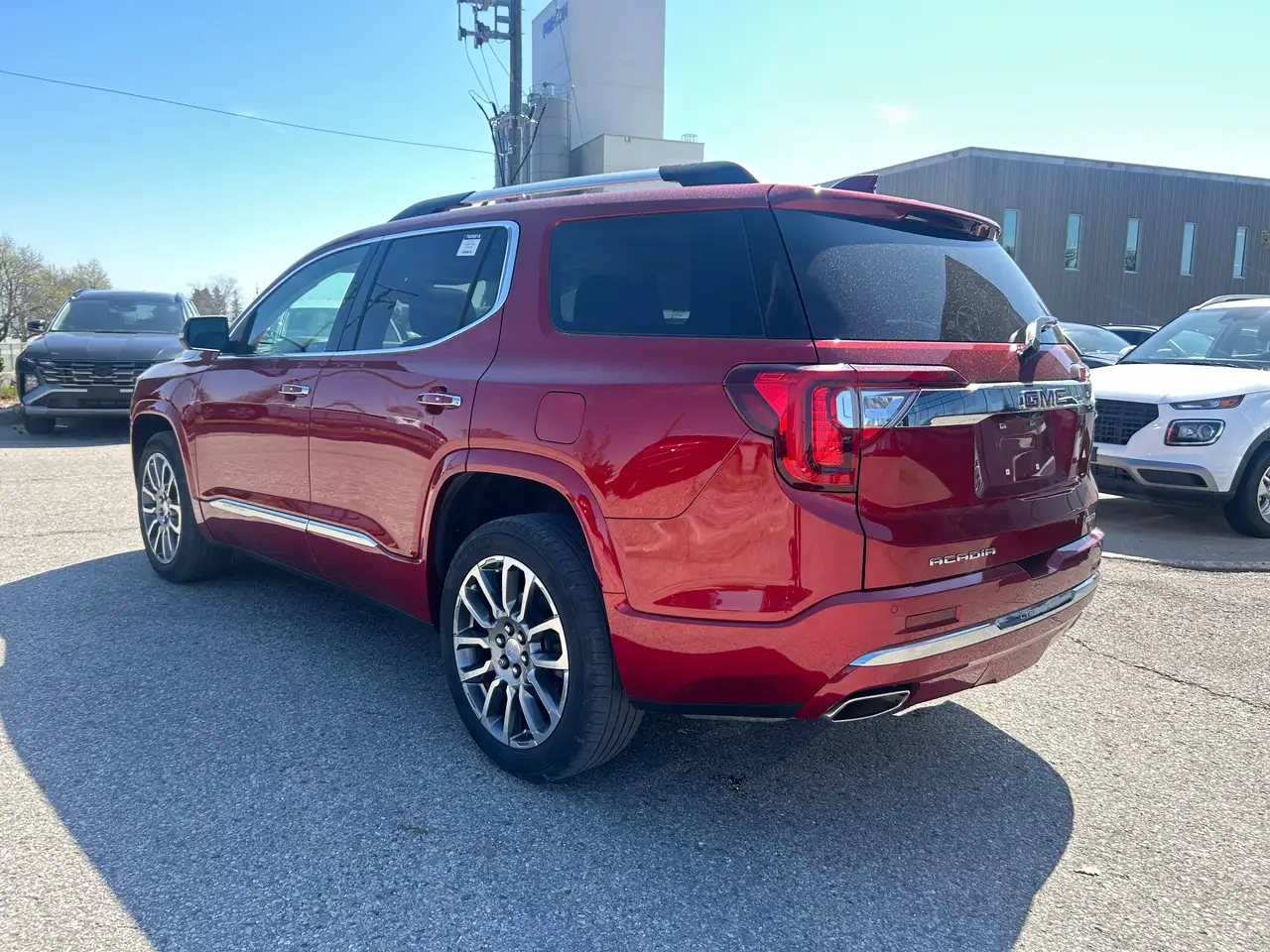 GMC Acadia снимка GMC Acadia