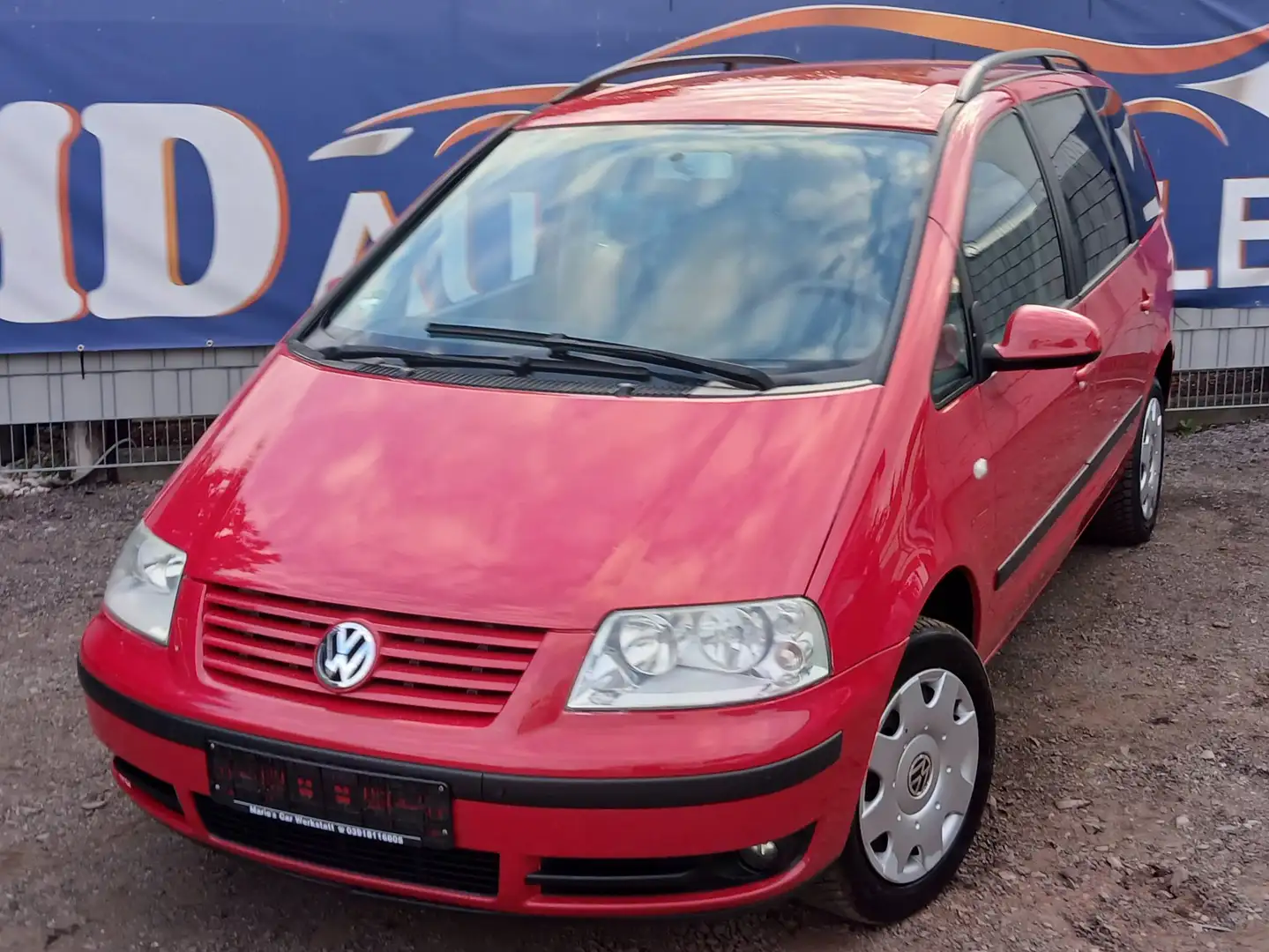 Volkswagen Sharan 2,0 Highline *AUTOMATIK*7-SITZER*AHK*HU/TÜV NEU Rot - 1