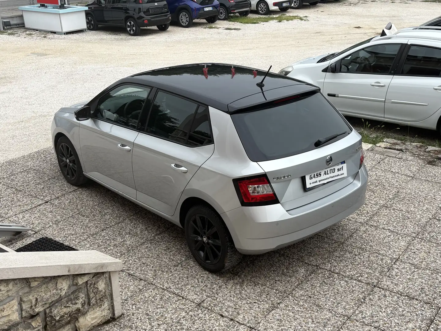 Skoda Fabia 1.0 mpi Ambition 75cv Argento - 2