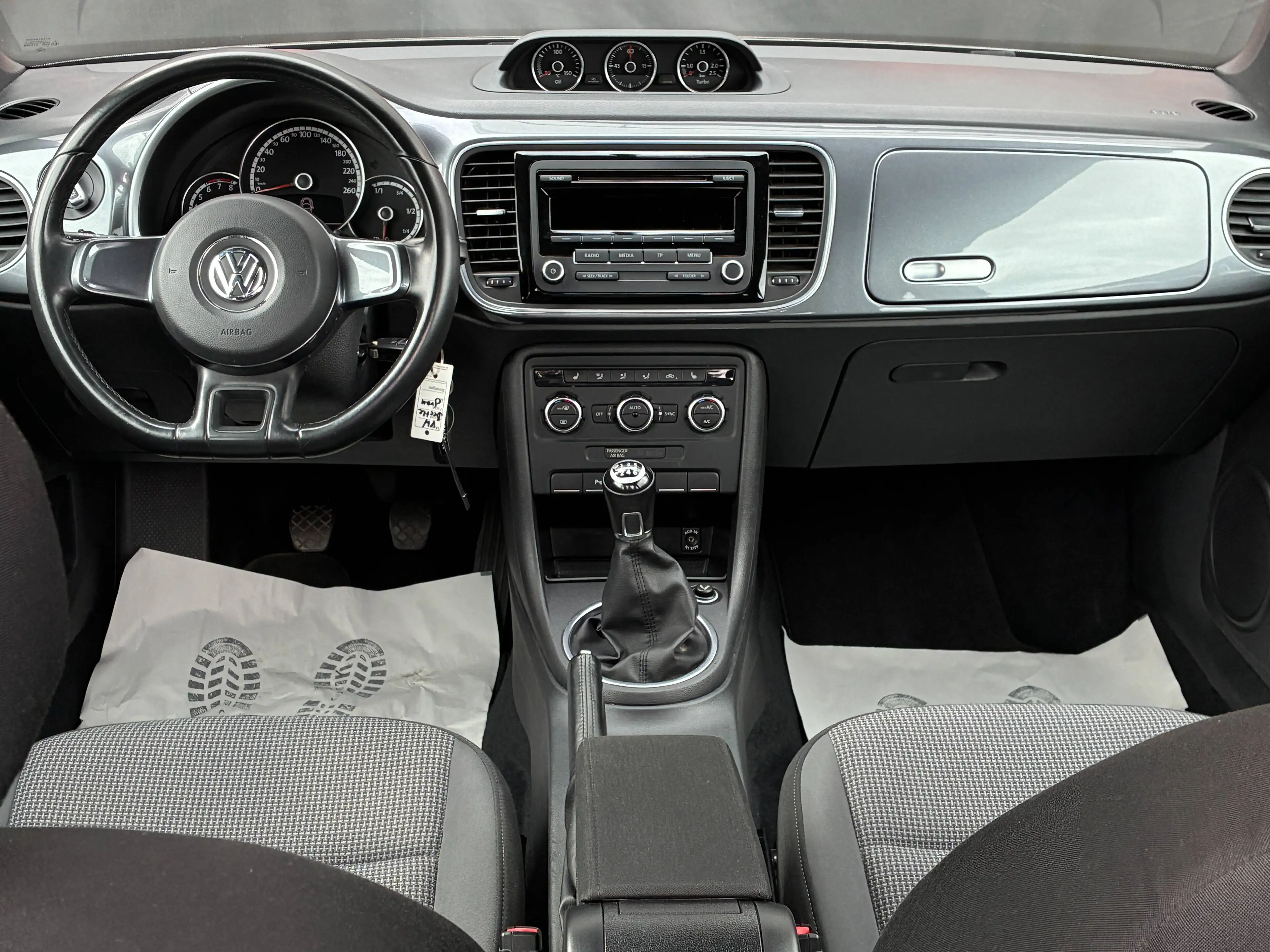 Volkswagen Beetle Design  Lim. Design 1,2*PDC*SHZ*Klima* — photo 8