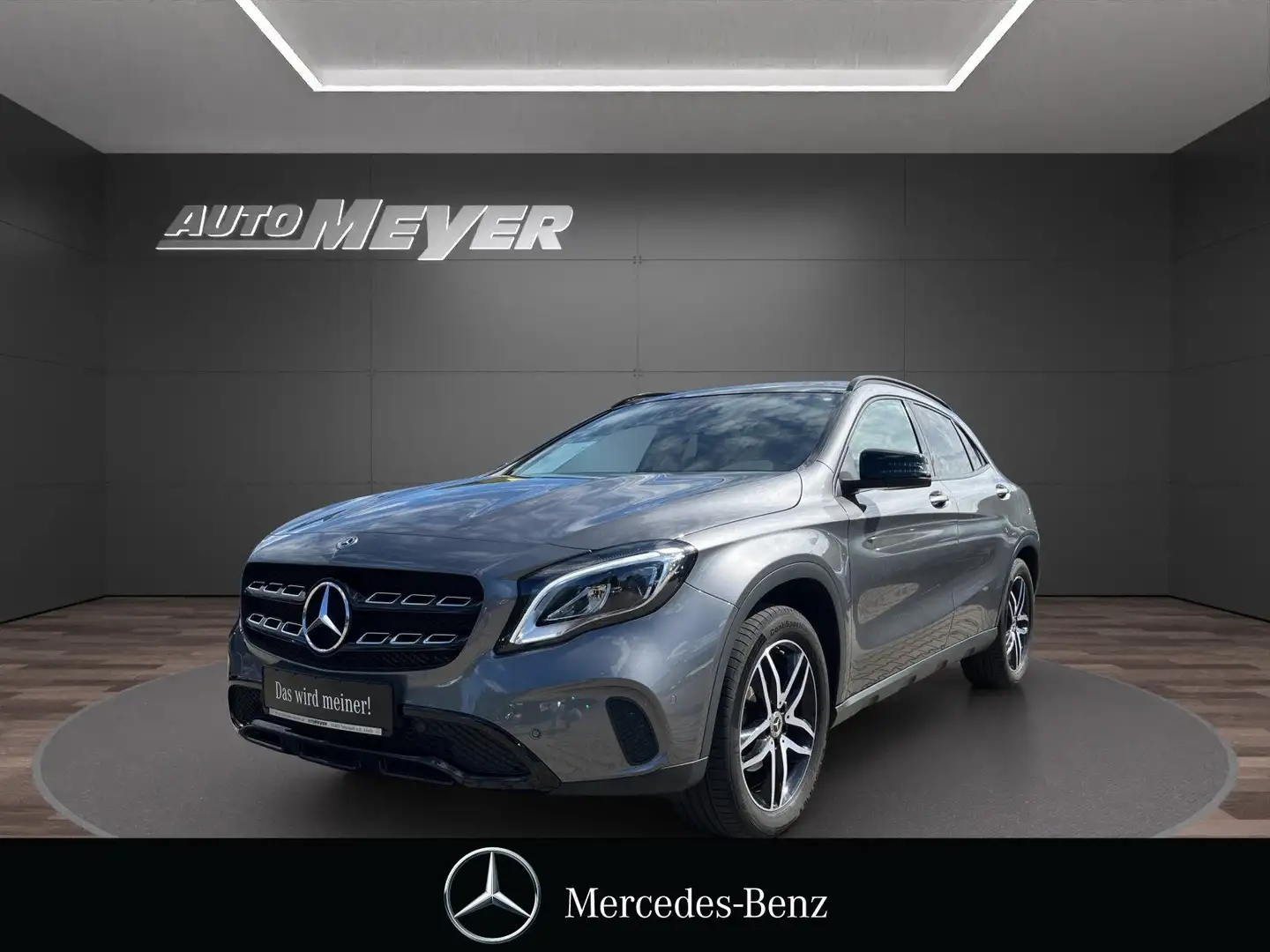 Mercedes-Benz GLA 200 URBAN+NIGHT+AHK+KAMERA+PTC+SHZ+PANO+LED+ Grigio - 1