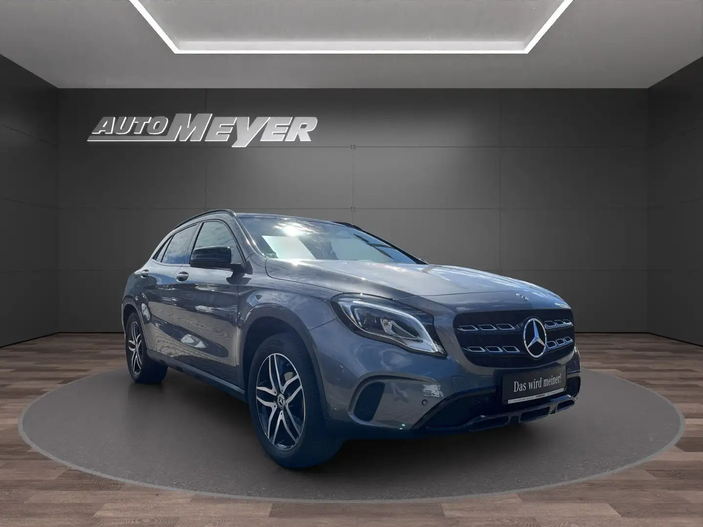 Mercedes-Benz GLA 200 URBAN+NIGHT+AHK+KAMERA+PTC+SHZ+PANO+LED+ Grigio - 2