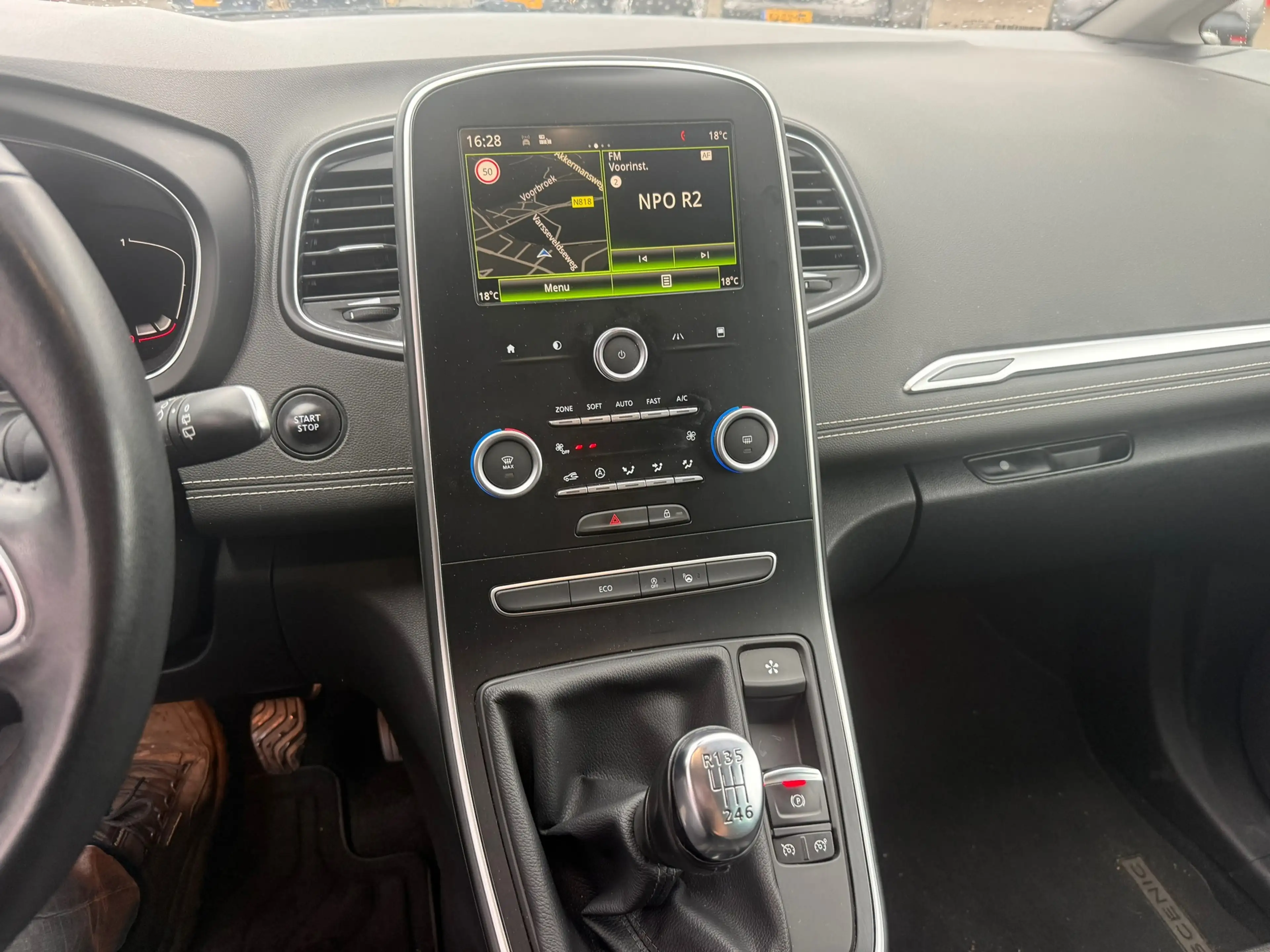 Renault Scenic 1.2 TCe Intens|trekhaak|all seasonbanden — photo 7