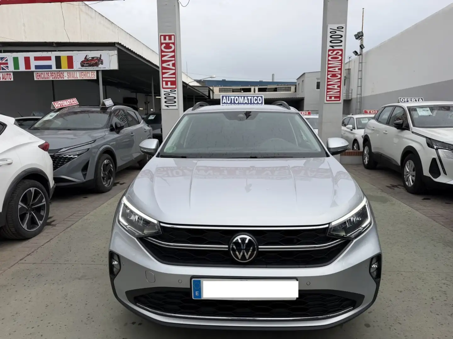 Volkswagen Taigo 1.0 TSI Más DSG 85kW Plateado - 2