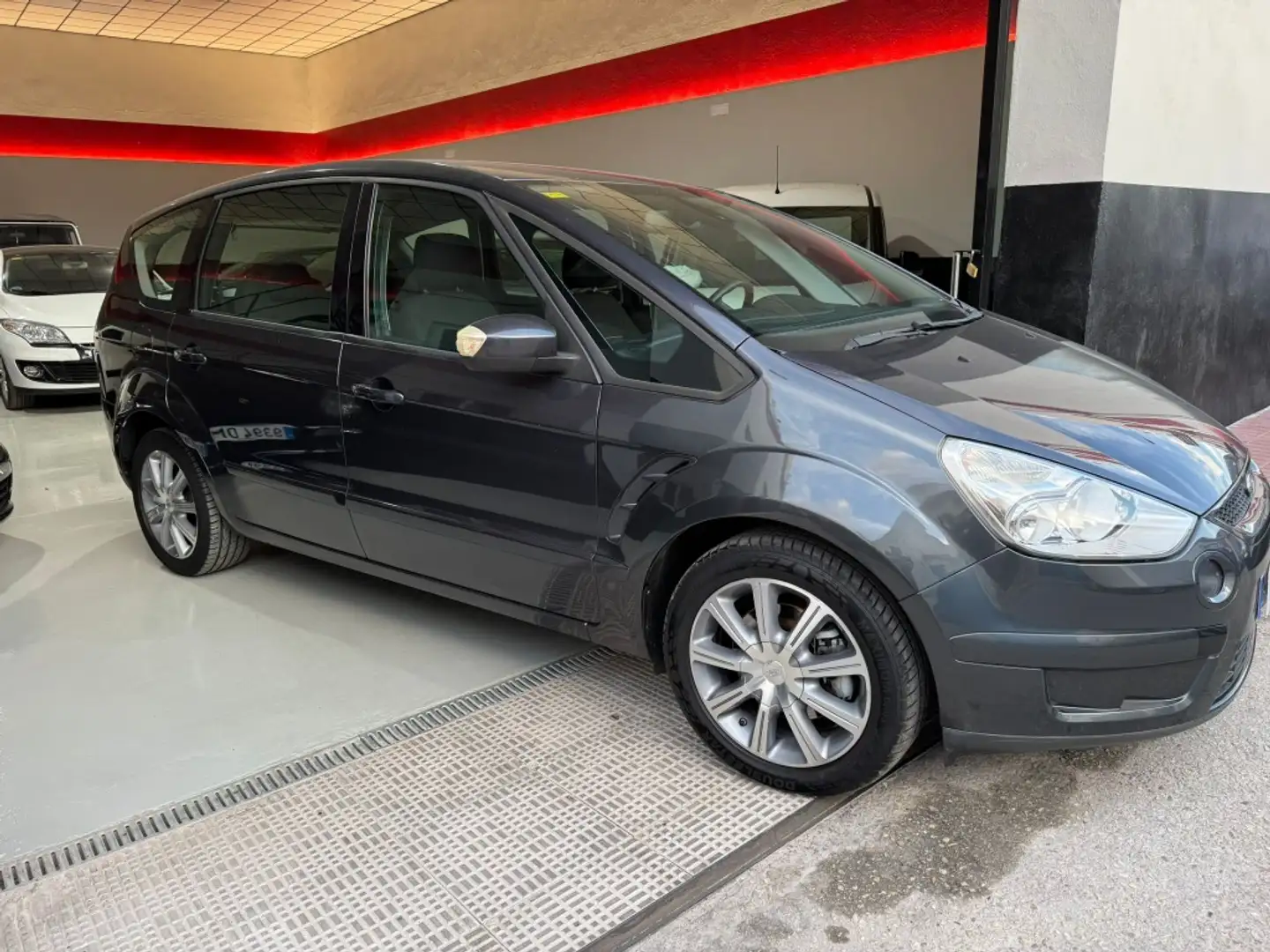 Ford S-Max 2.0TDCi Titanium Azul - 2