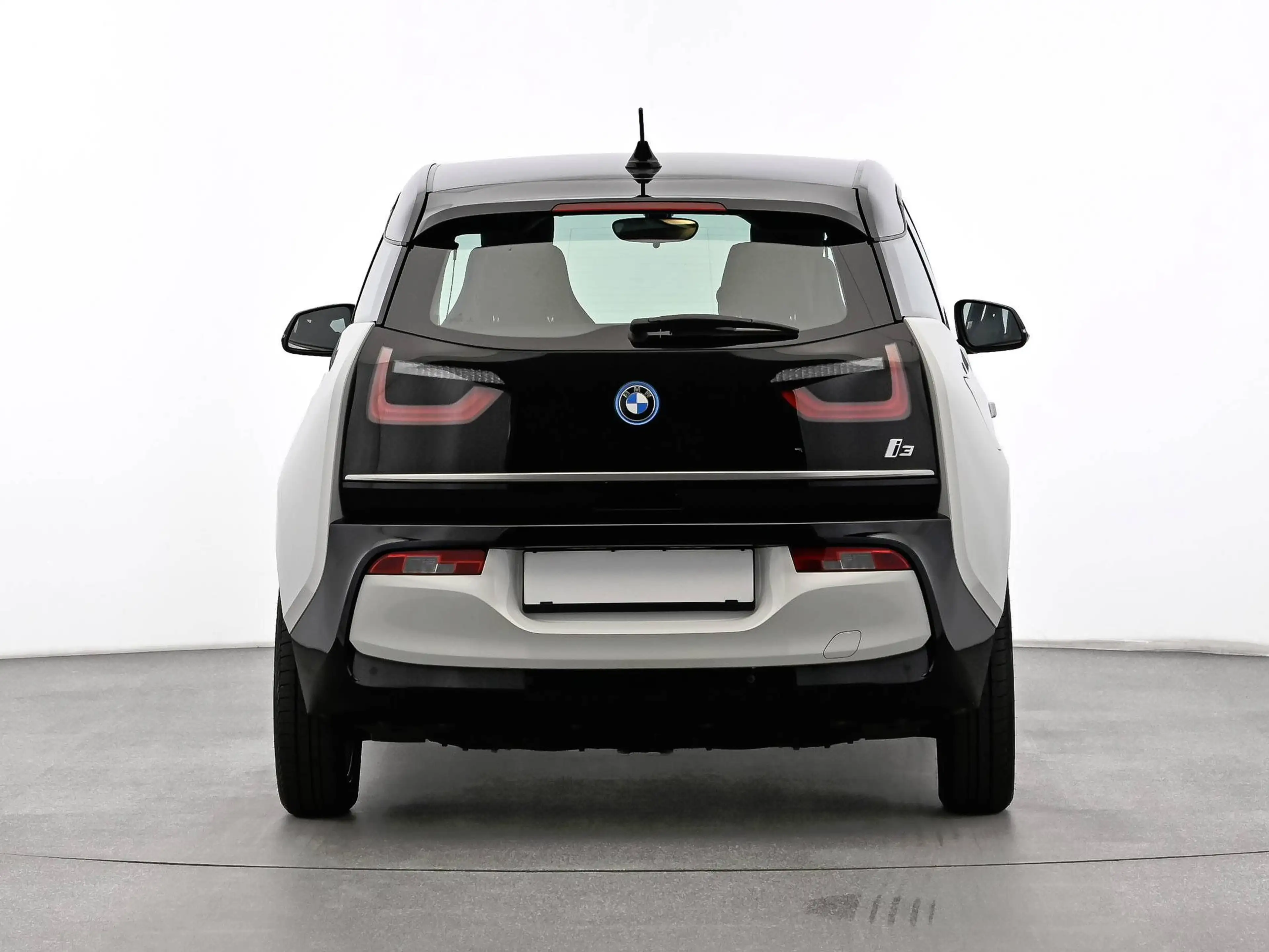 BMW i3 96% Batterie-Zertifikat WÄRMEPUMPE — photo 7