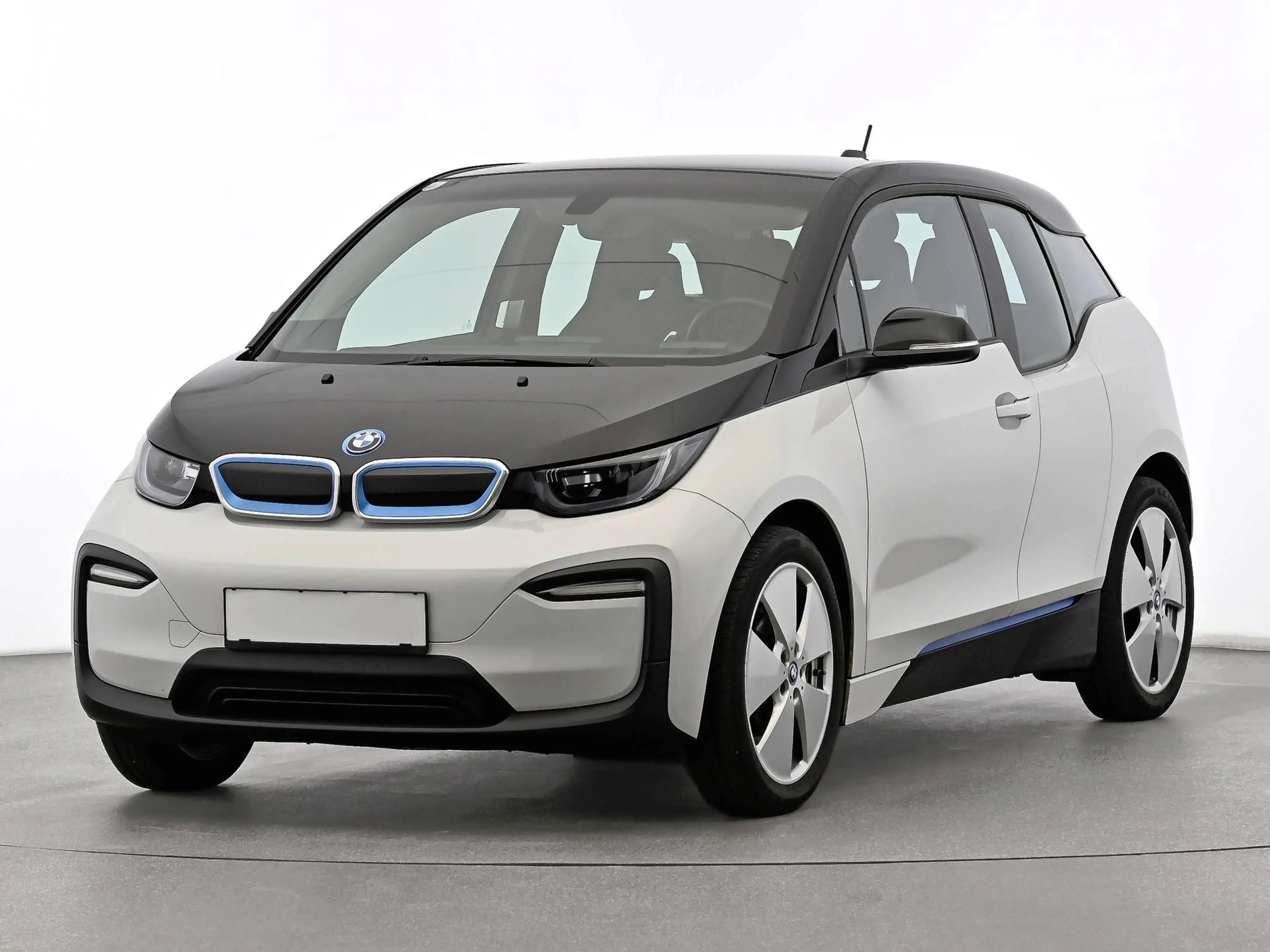 BMW i3 96% Batterie-Zertifikat WÄRMEPUMPE