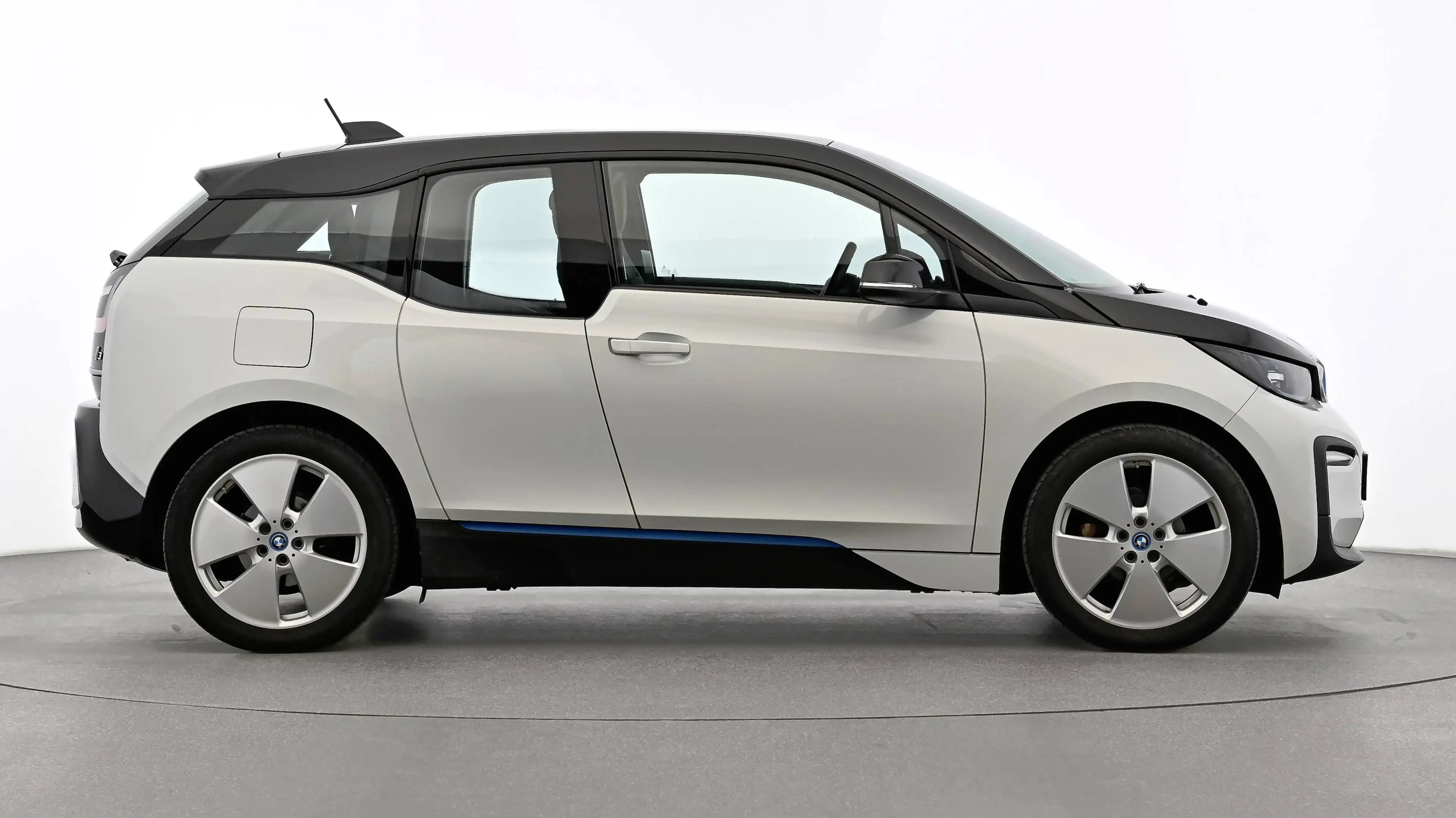 BMW i3 96% Batterie-Zertifikat WÄRMEPUMPE — photo 8