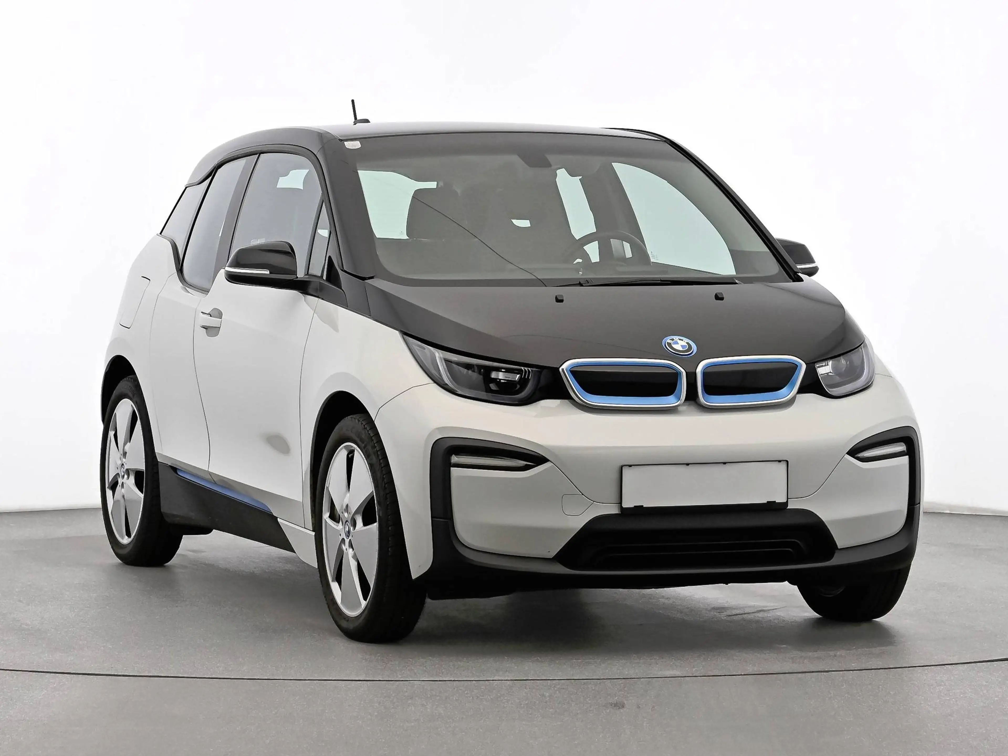 BMW i3 96% Batterie-Zertifikat WÄRMEPUMPE — photo 11