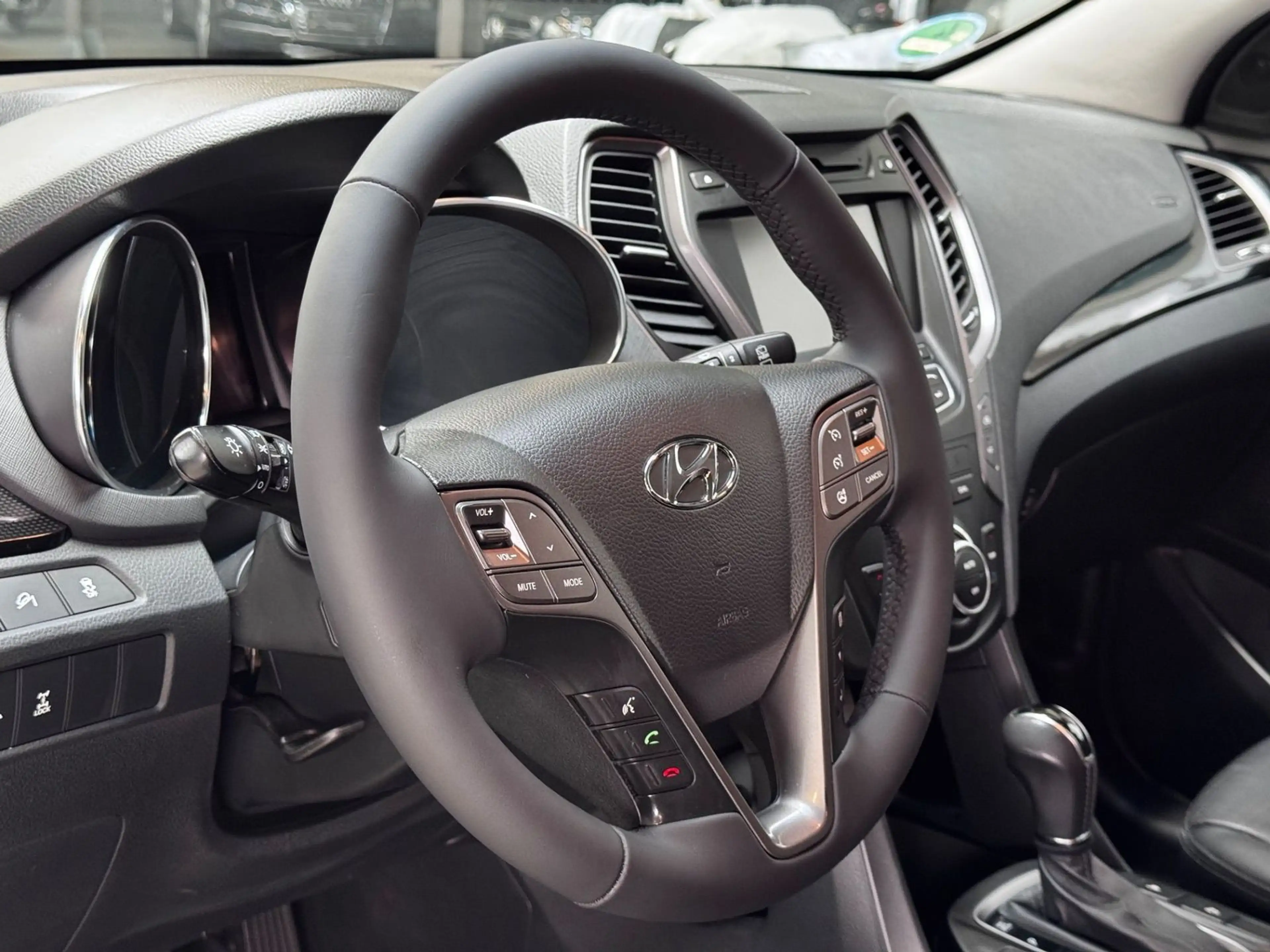 Hyundai SANTA FE 2.2 CRDI Premium 4WD — photo 14