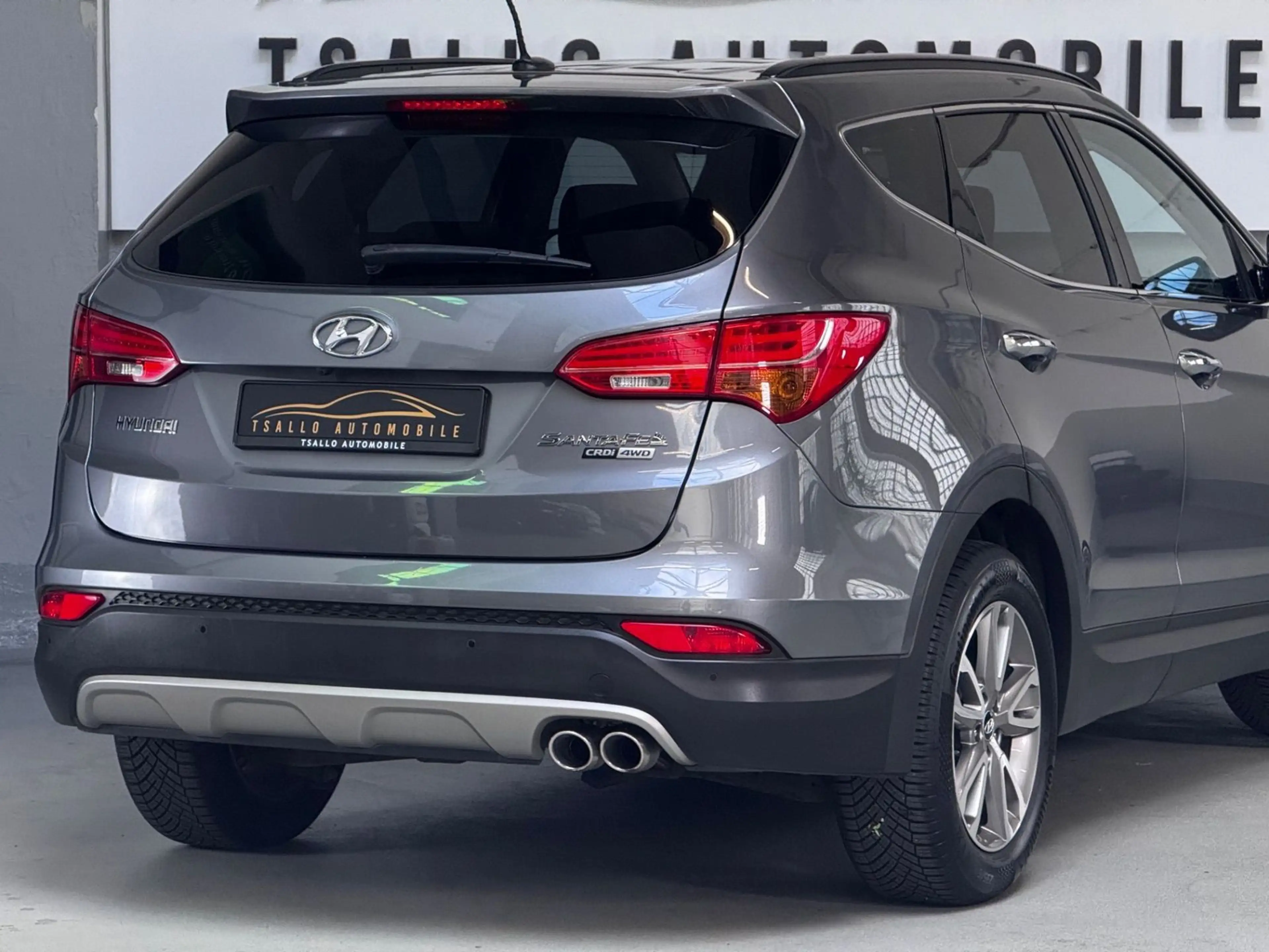 Hyundai SANTA FE 2.2 CRDI Premium 4WD — photo 4