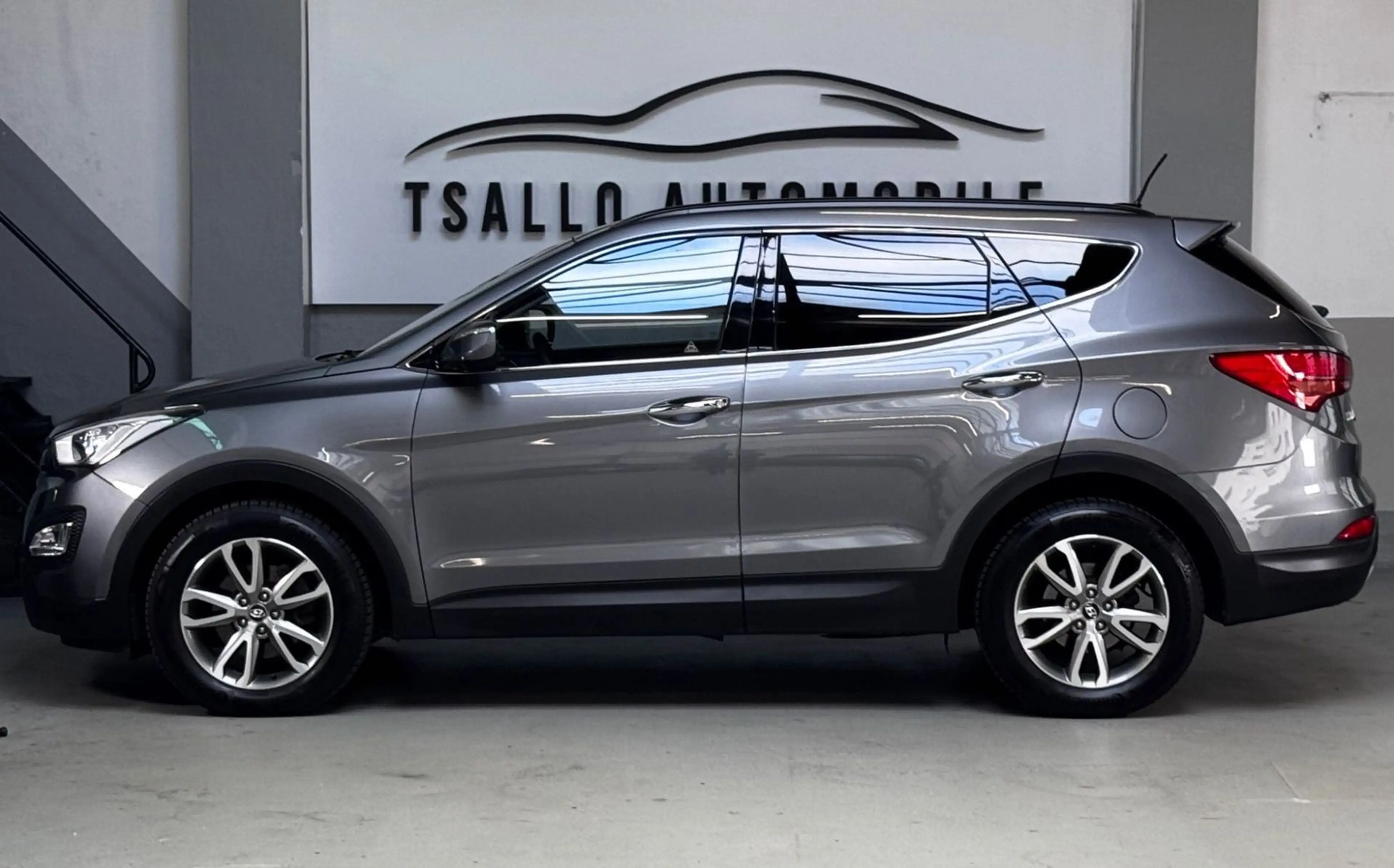Hyundai SANTA FE 2.2 CRDI Premium 4WD — photo 8