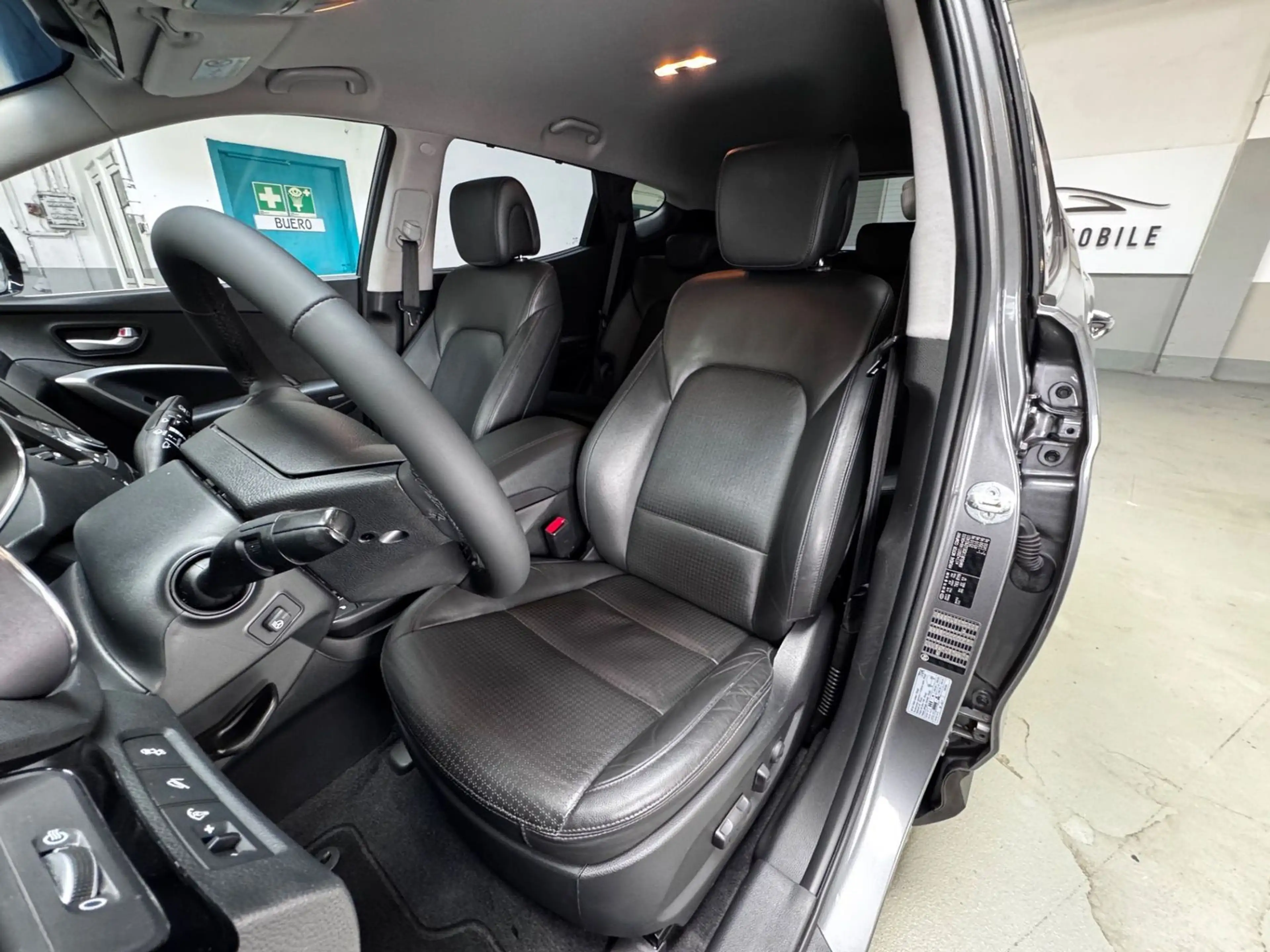 Hyundai SANTA FE 2.2 CRDI Premium 4WD — photo 15