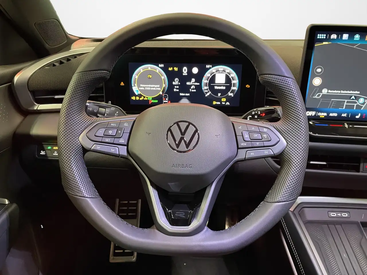 Volkswagen T-Roc 1.5 eTSI DSG R-Line IQ.Light 10