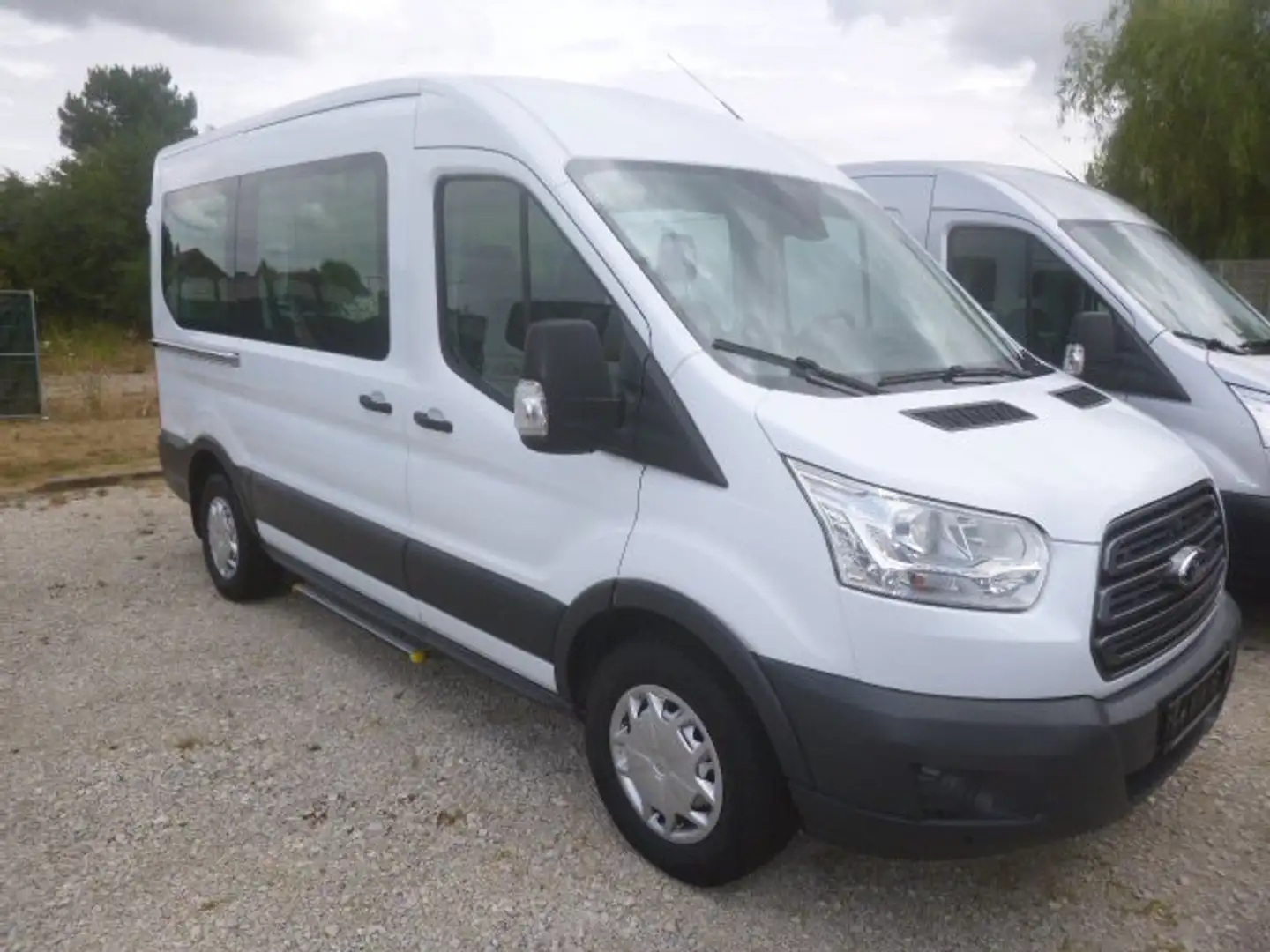 Ford Transit 330 L2 Trend Blanc - 1