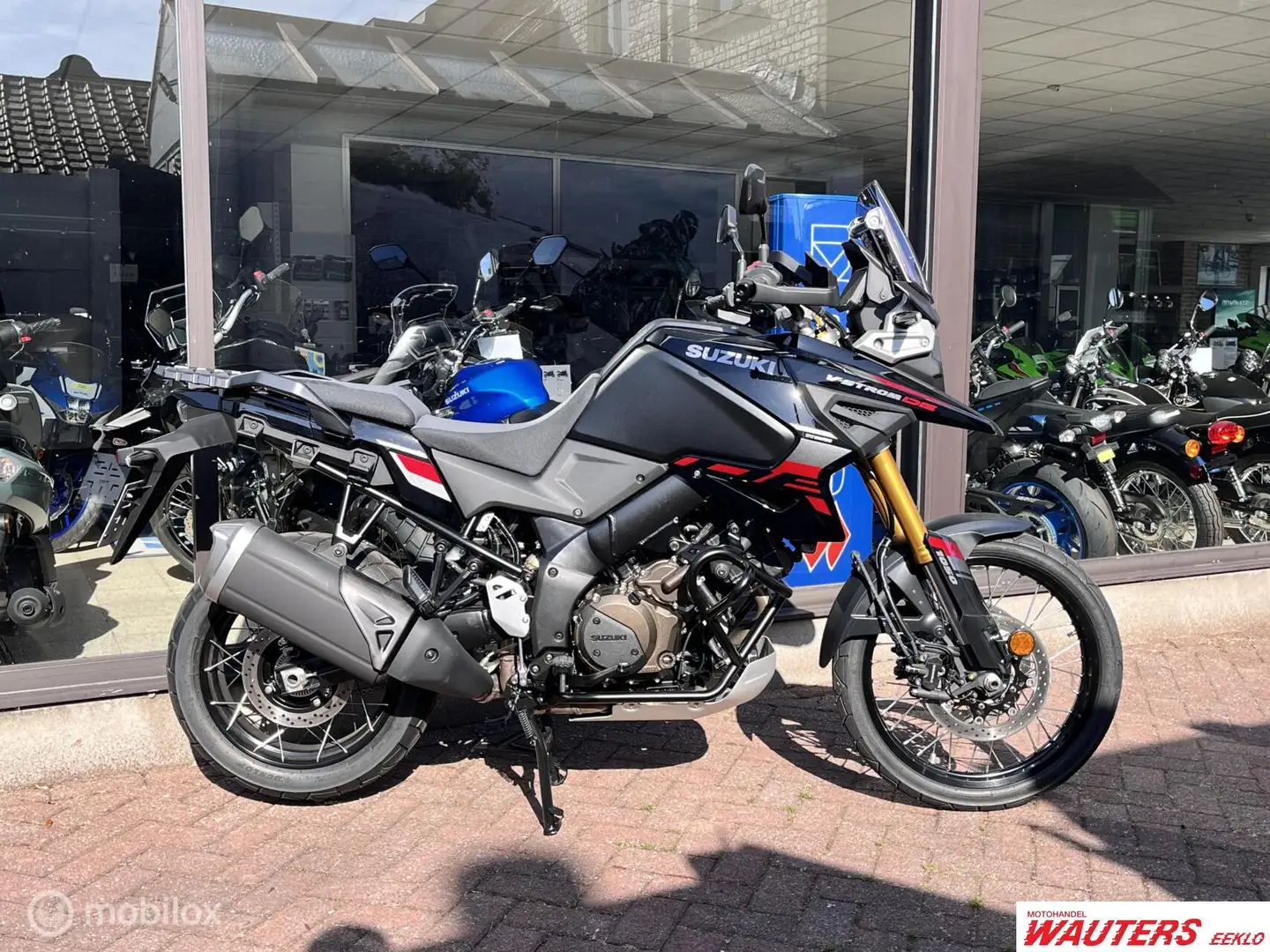 Suzuki V-Strom 1050 DL DE demo Zwart - 2