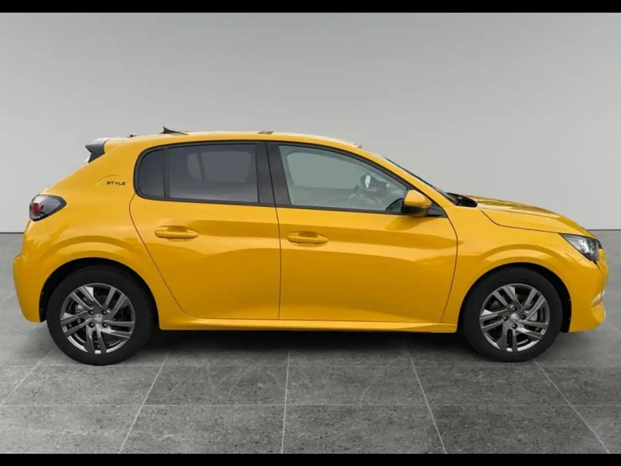 Peugeot 208 208 — photo 6