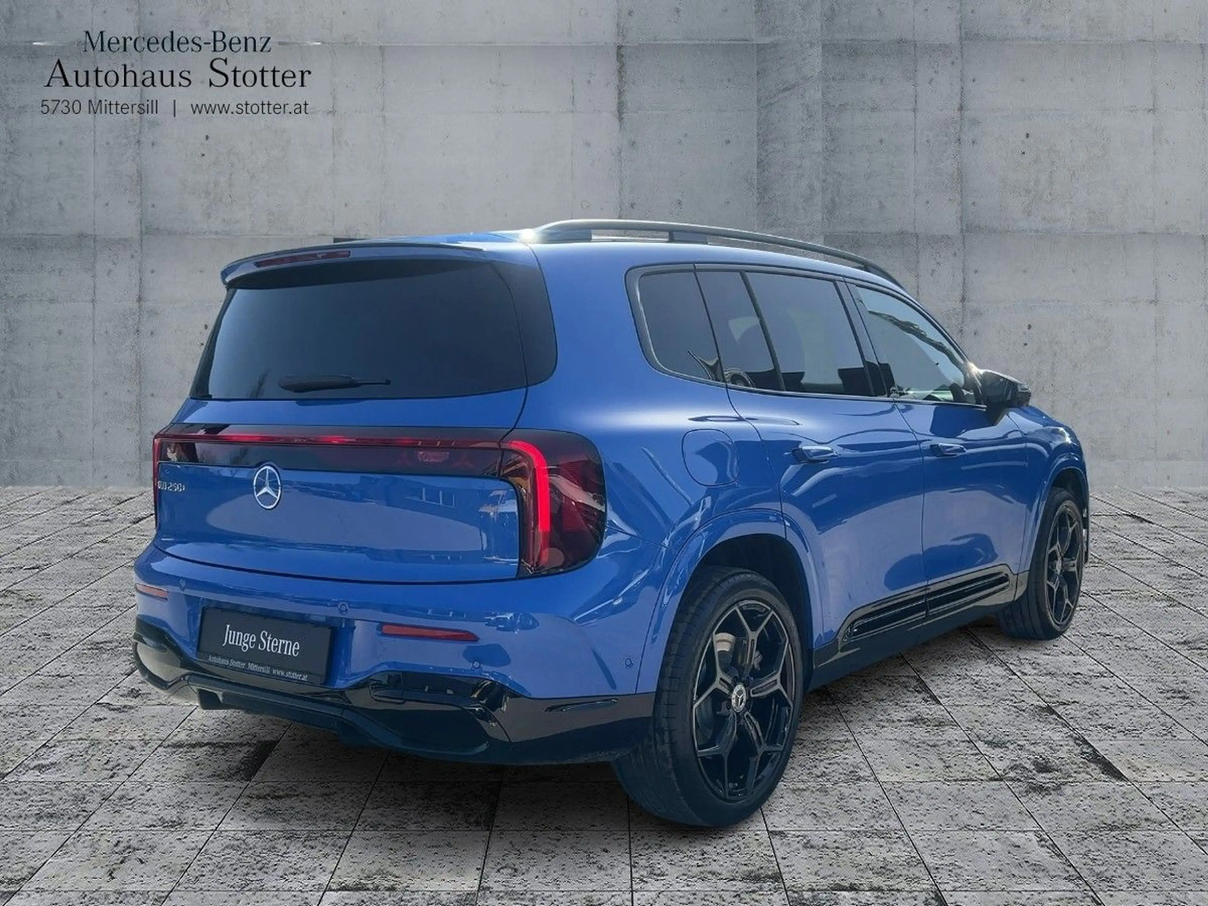 Mercedes-Benz GLB 250 + mit EQ Technologie *AMG*Pano*AHK*360Kam* — photo 8