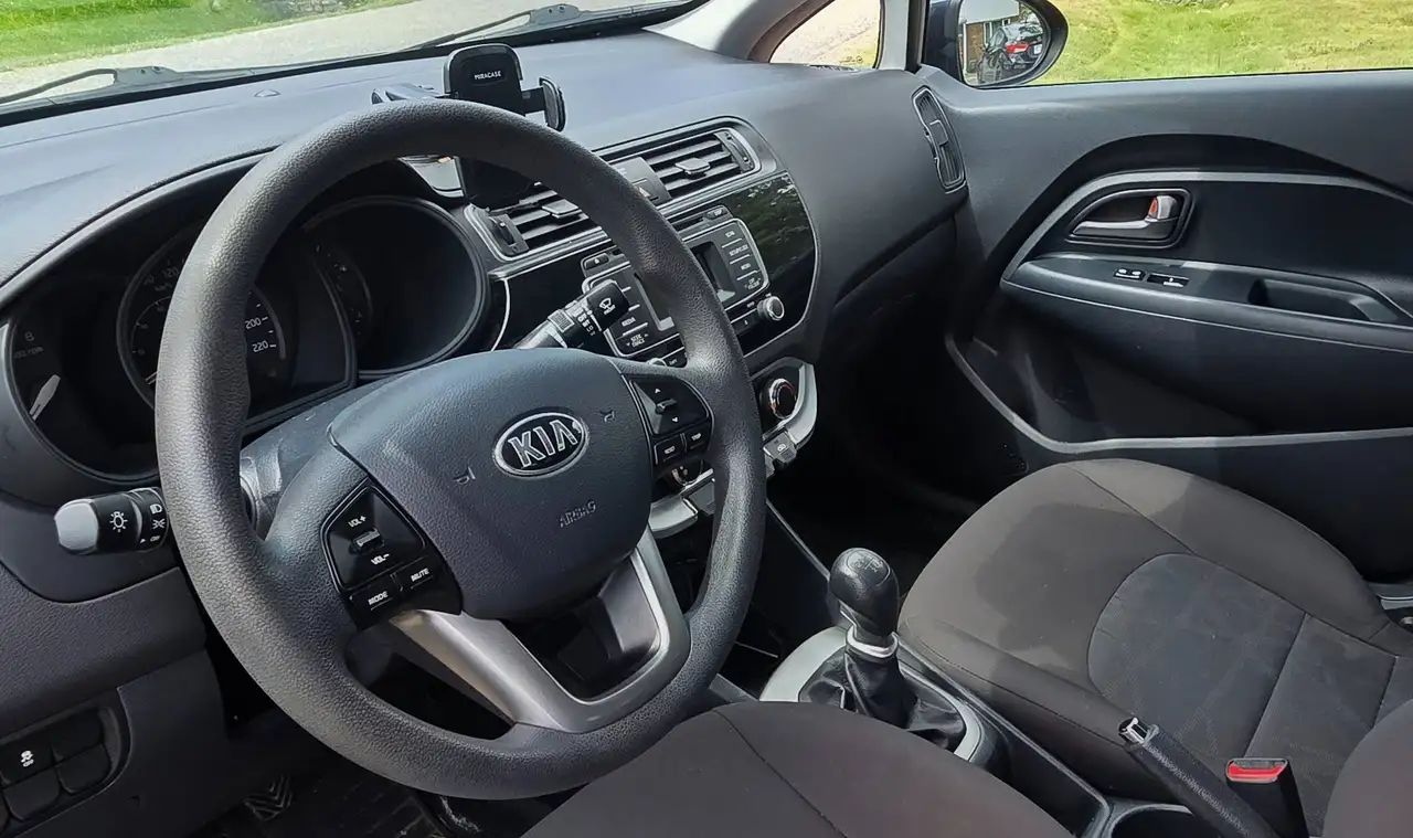 Kia Rio photo Kia Rio