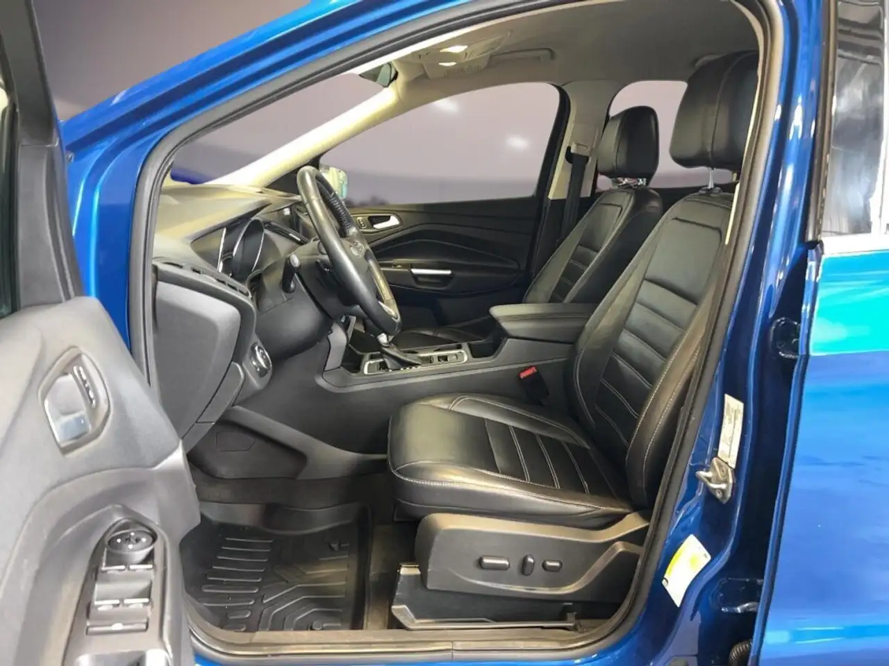 Ford Escape photo Ford Escape
