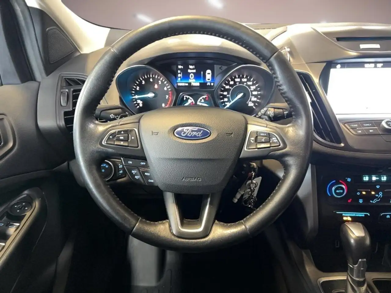 Ford Escape photo Ford Escape