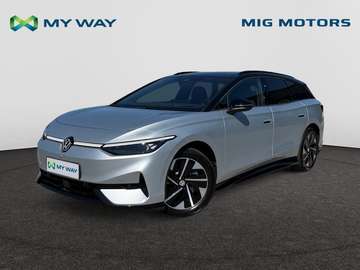 Pro S Business Premium 86 kWh (286 pk) /// Inklapbare Trekhaak /// Elektrische kofferklep /// Zetelverwarming Vooraan ///