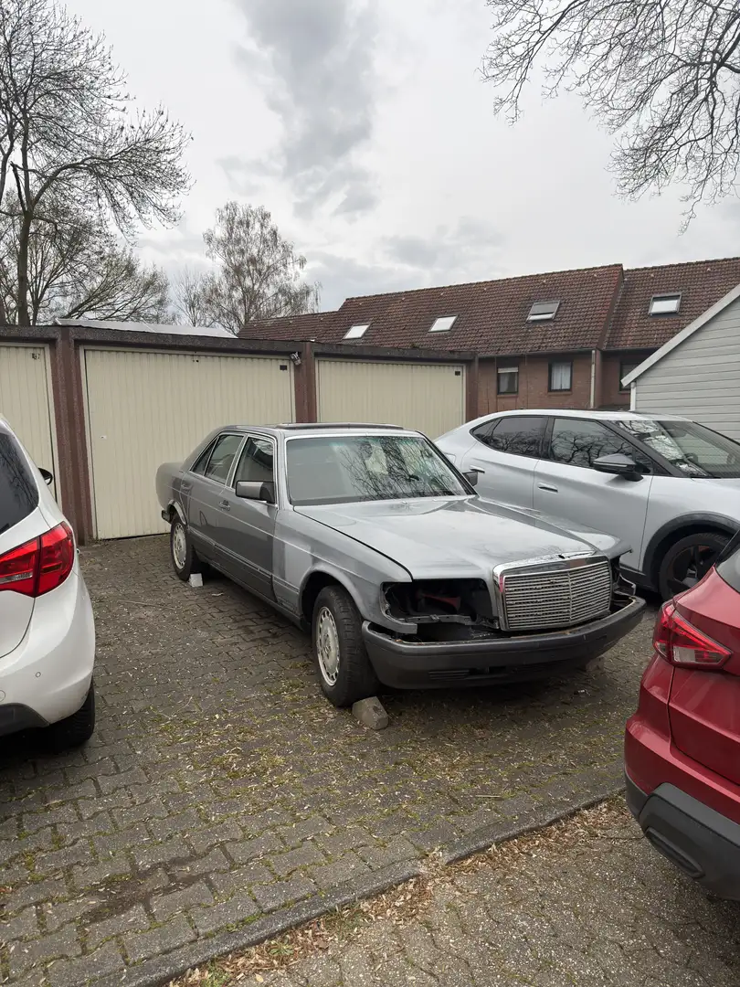 Mercedes-Benz 420 W126 420SE - 2