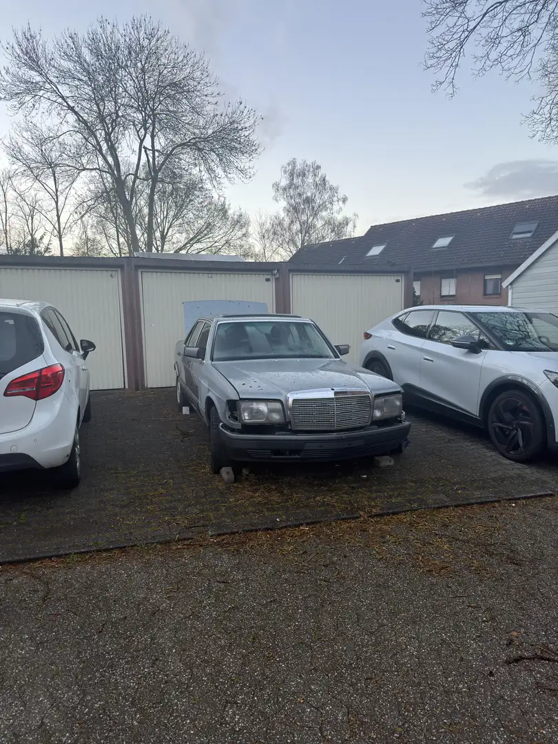 Mercedes-Benz 420 W126 420SE - 1