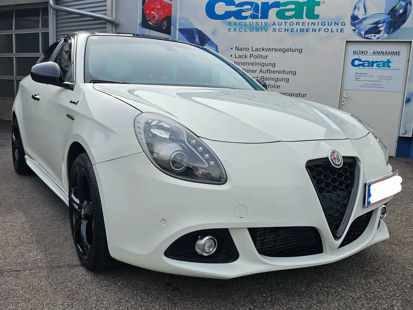 Alfa Romeo Giulietta Giulietta Distinctive 2,0 JTDM-2 TCT Distinctive Weiß - 1