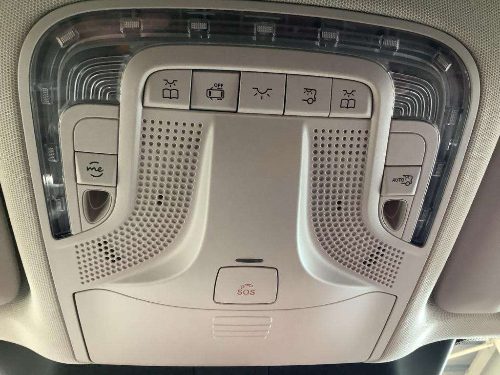 Mercedes-Benz V 220