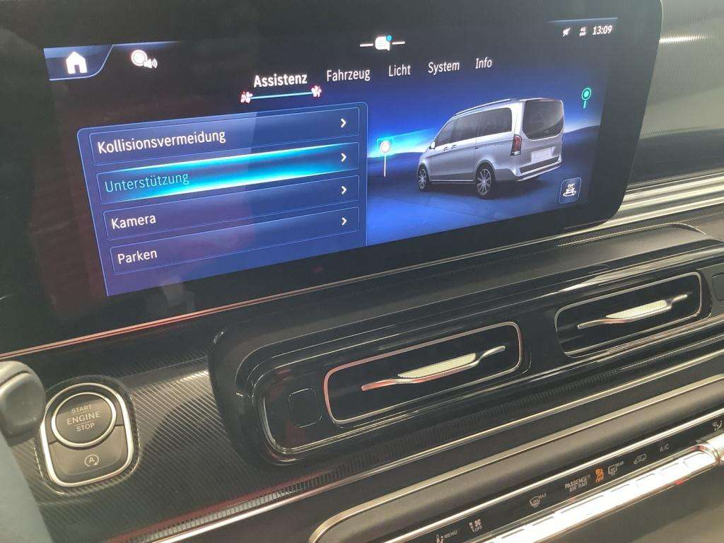 Mercedes-Benz V 220