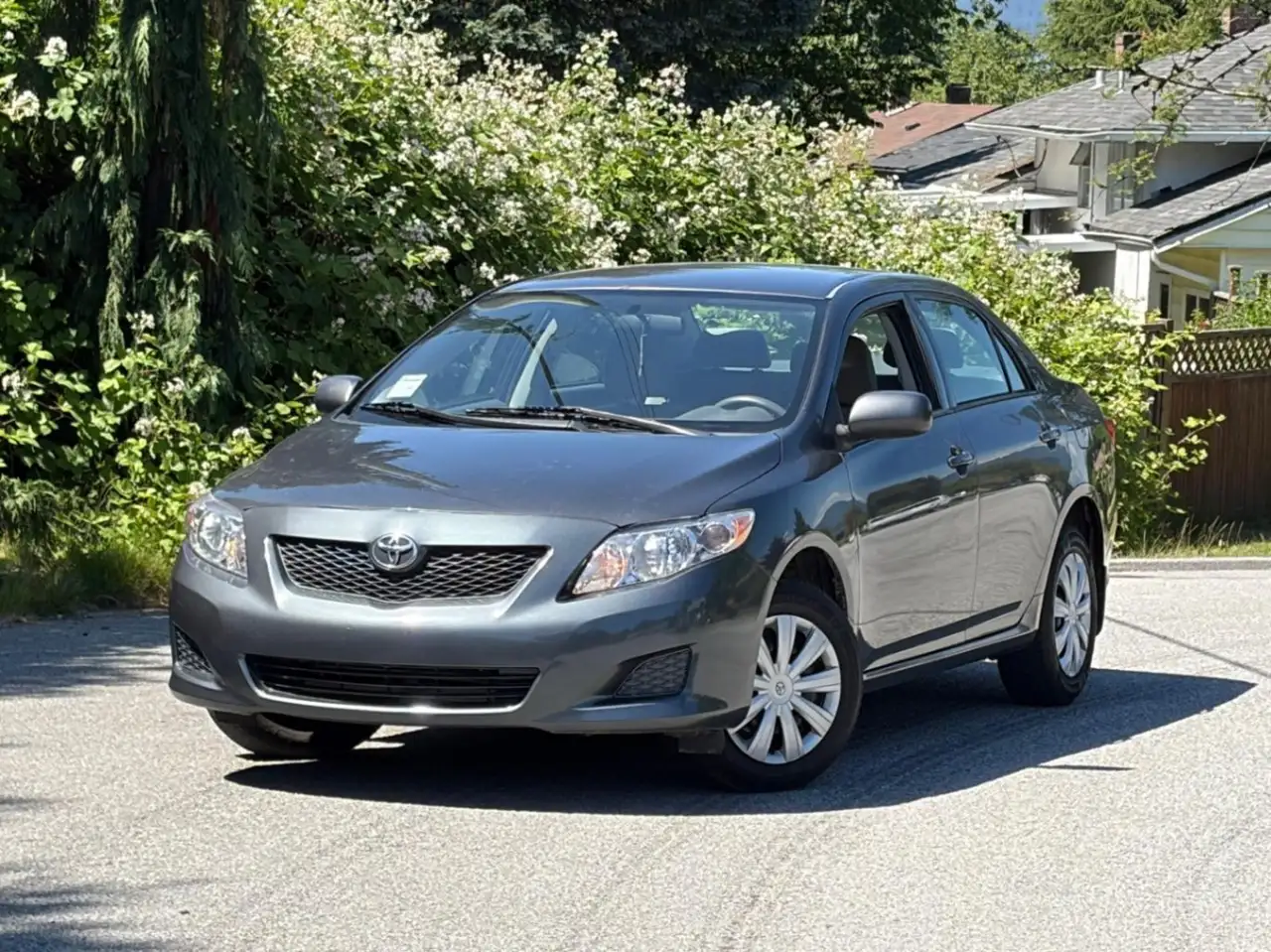 Toyota Corolla photo Toyota Corolla