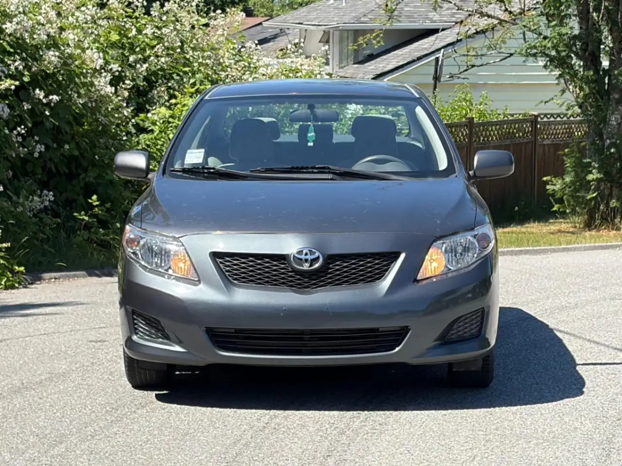 Toyota Corolla photo Toyota Corolla