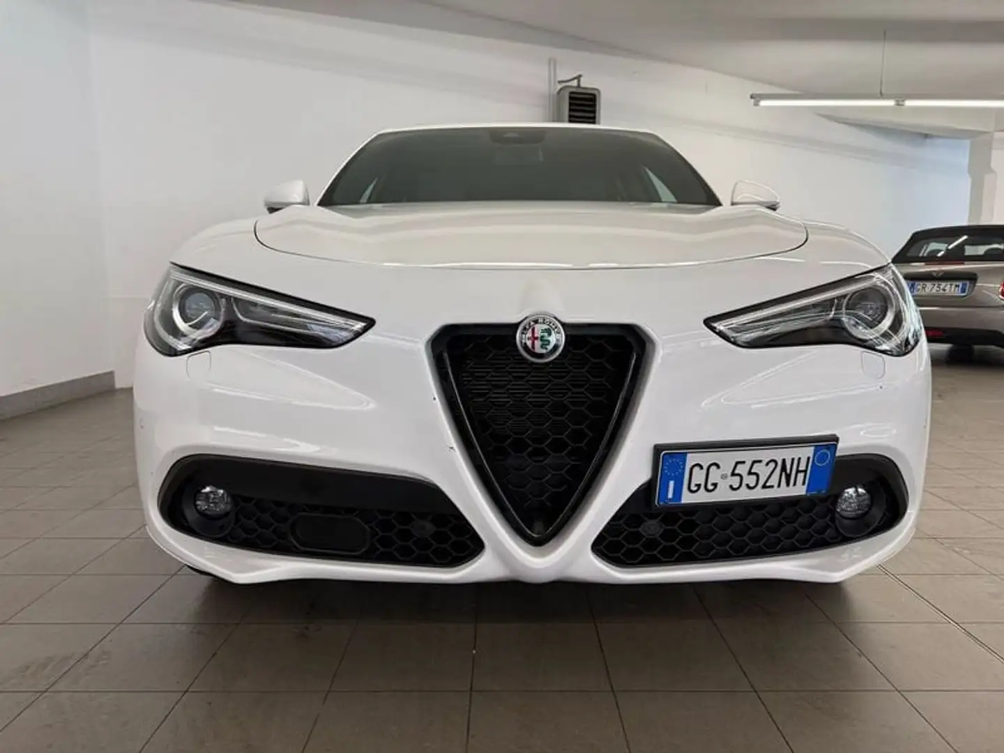 Alfa Romeo Stelvio 2.2 Turbodiesel 210 CV AT8 Q4 Veloce Wit - 2