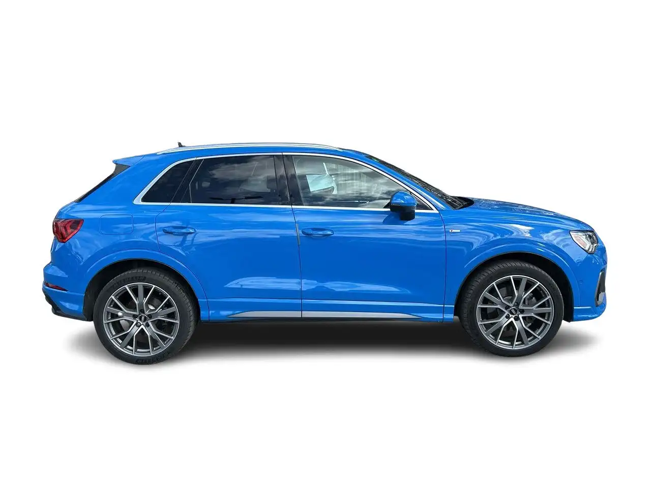 Audi Q3 снимка Audi Q3