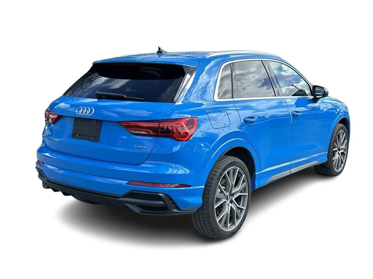 Audi Q3 снимка Audi Q3