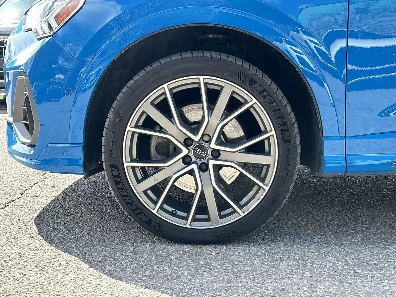 Audi Q3 снимка Audi Q3