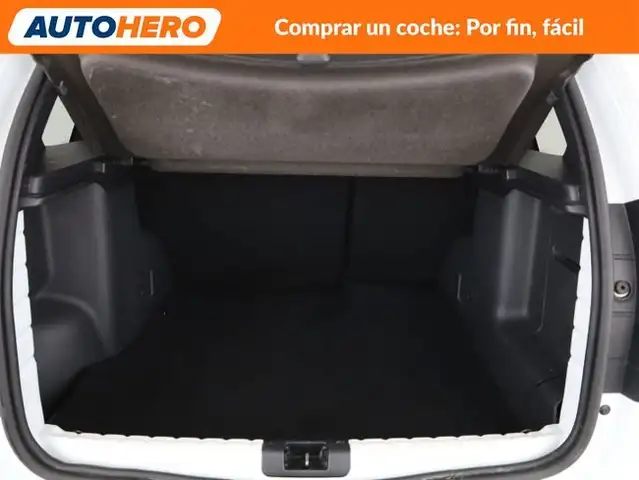 Dacia Duster view 18