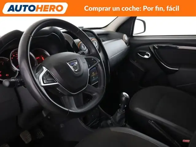 Dacia Duster view 12