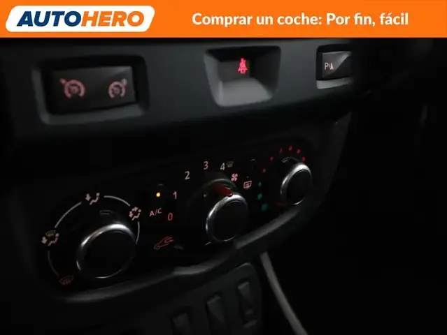 Dacia Duster view 26