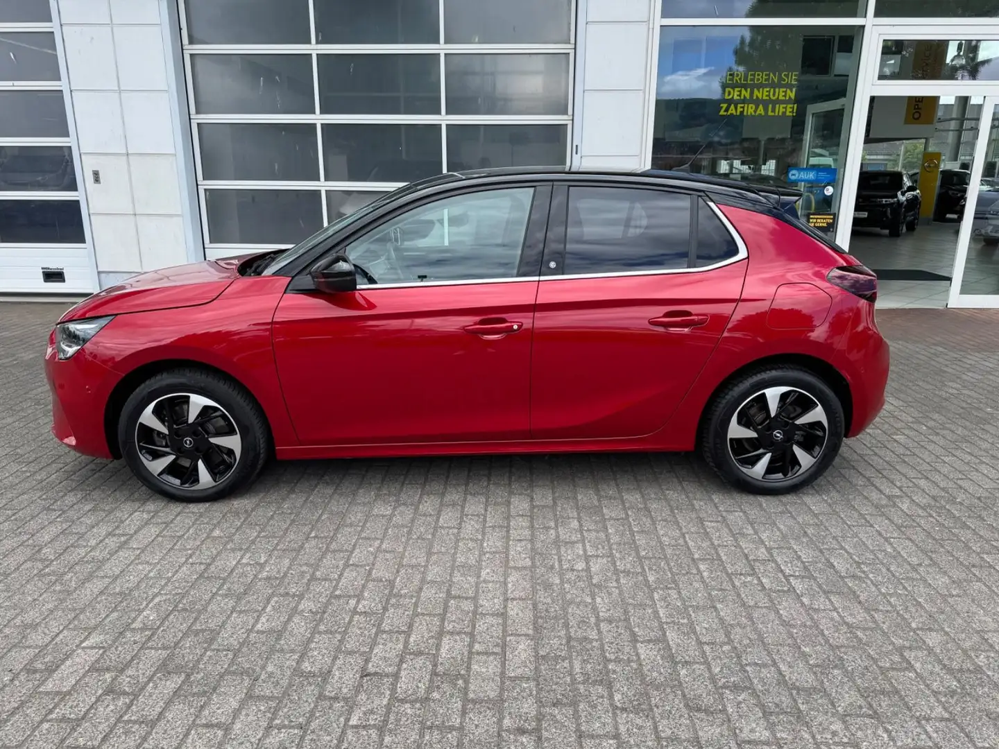 Opel Corsa F e Elegance Rot - 2