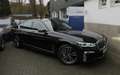 BMW 740 740 d xDrive M Sport / Schiebedach & Top Schwarz - thumbnail 1