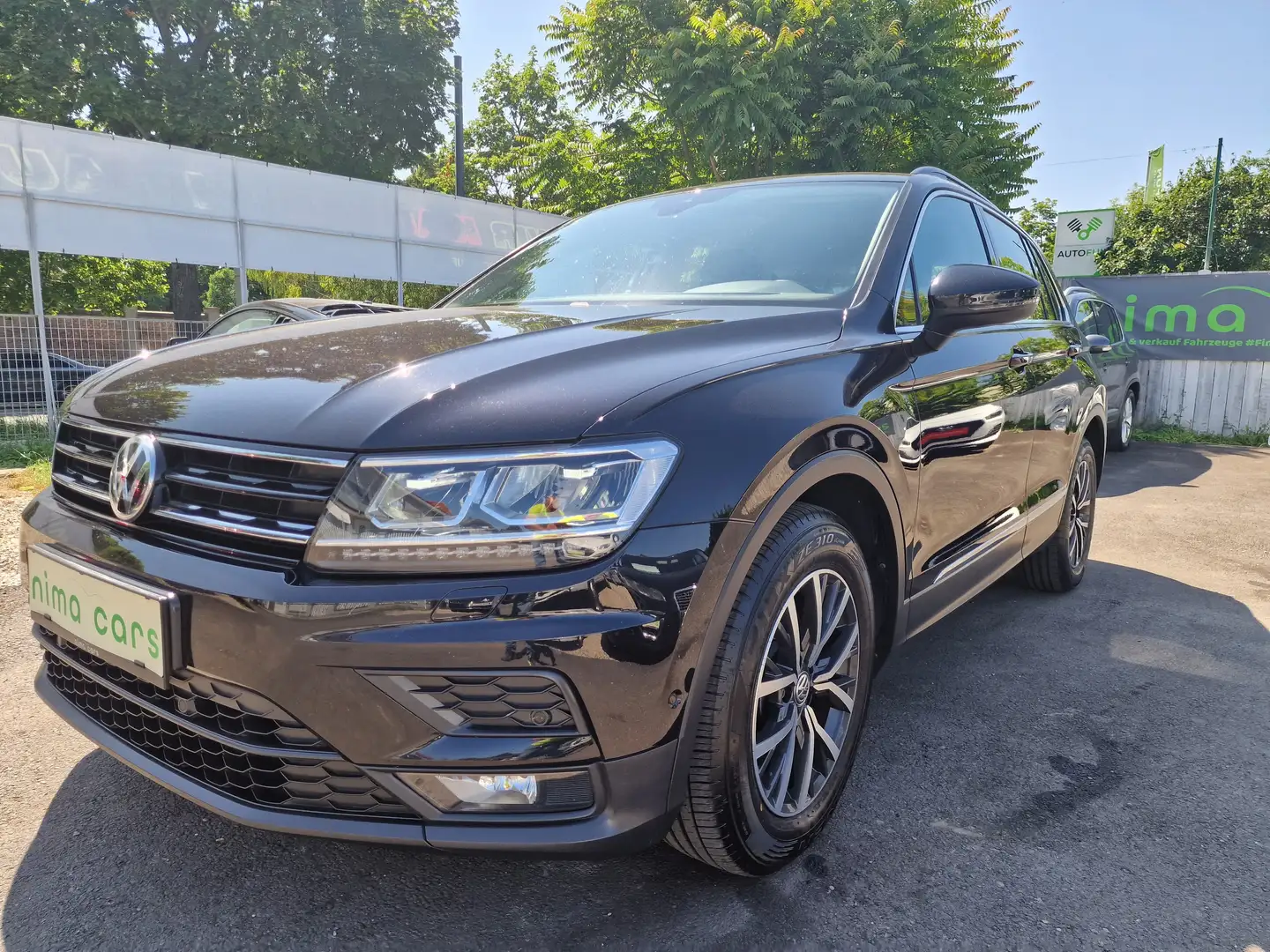 Volkswagen Tiguan 2,0 TDI SCR / Neues Pickerl Schwarz - 1