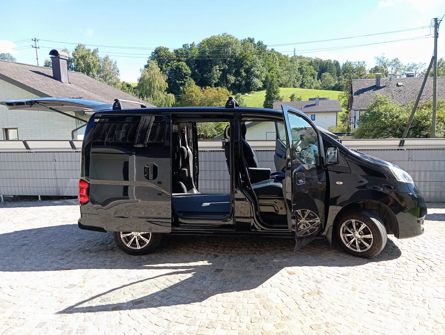 Nissan NV200 NV200 Kombi 1,5 dCi 110 Evalia DPF Evalia Schwarz - 2